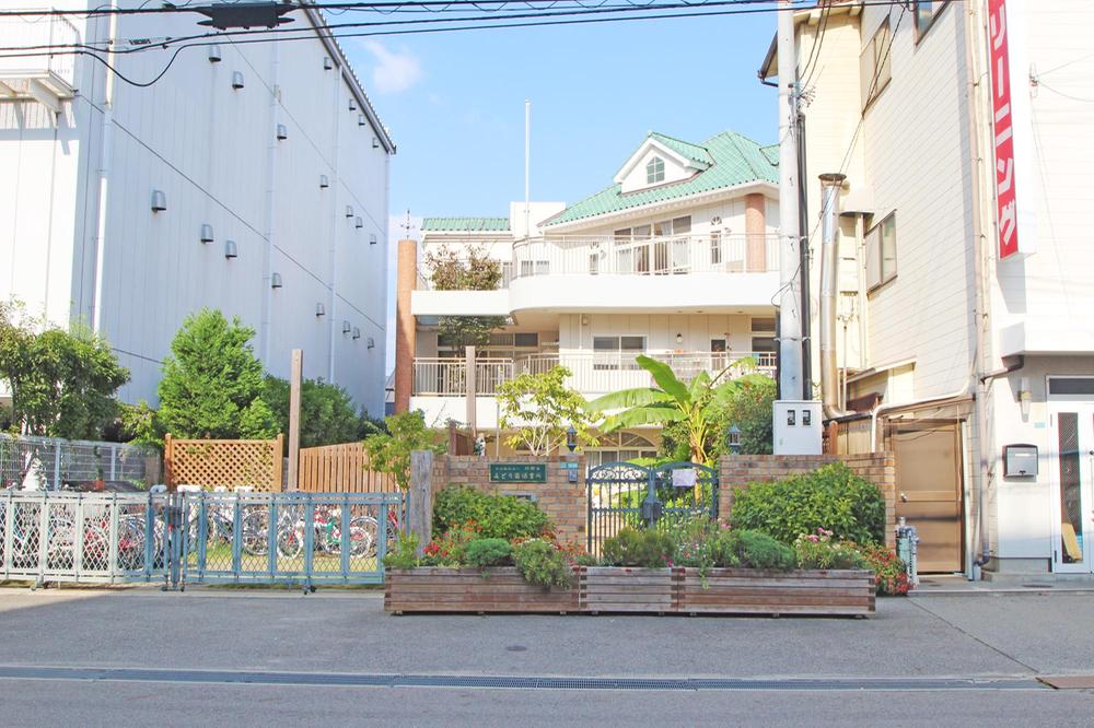 kindergarten ・ Nursery. 330m to the green garden nursery I will attend hand in daily hand, if this distance! 