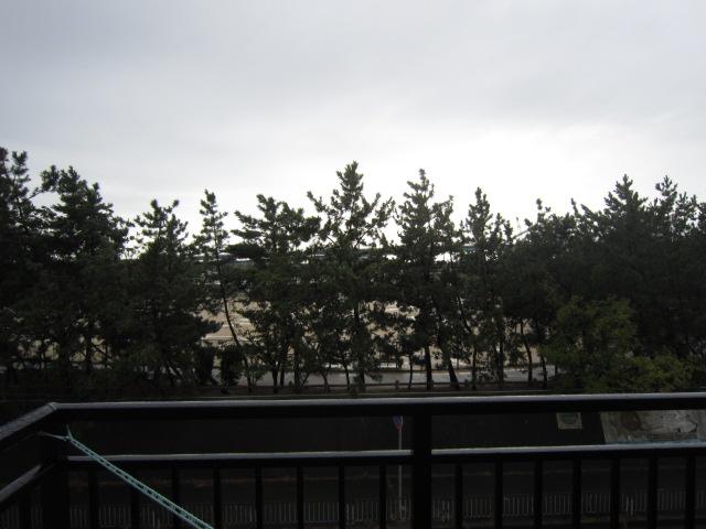 View photos from the dwelling unit. View from the site (October 2013) Shooting