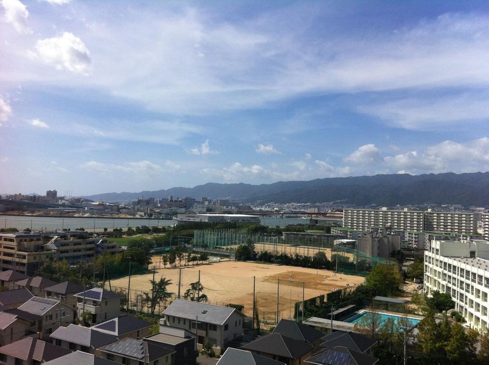 View photos from the dwelling unit. View from the site (October 2013) Shooting