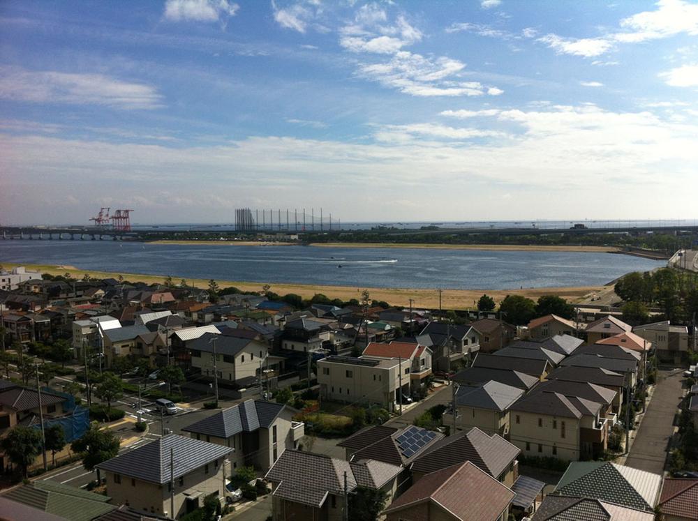 View photos from the dwelling unit. Indoor (September 2013) Shooting