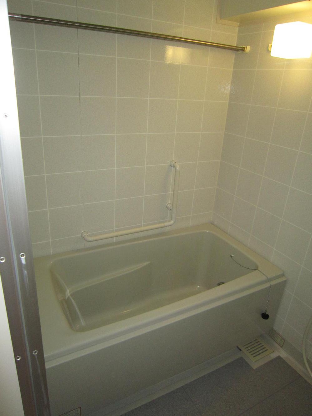 Bathroom. Indoor (July 2013) Shooting