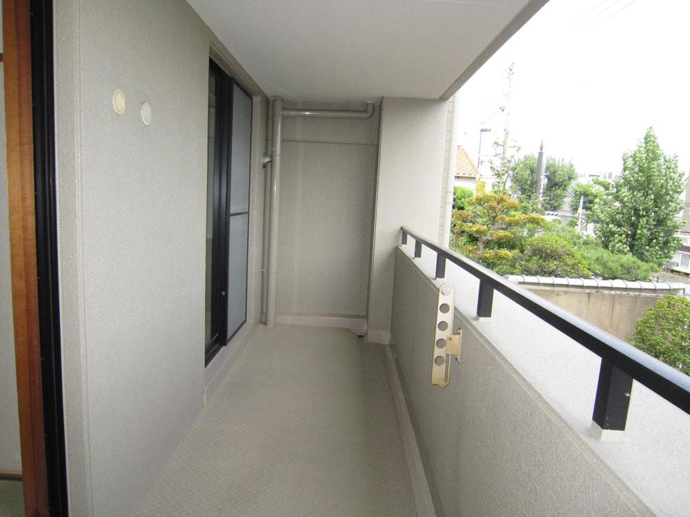 Balcony. Green is also a good day looks balcony