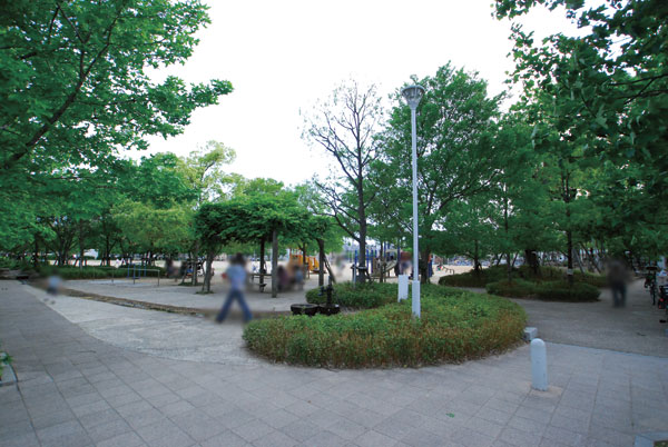 Surrounding environment. Takagi park (a 9-minute walk ・ About 690m)