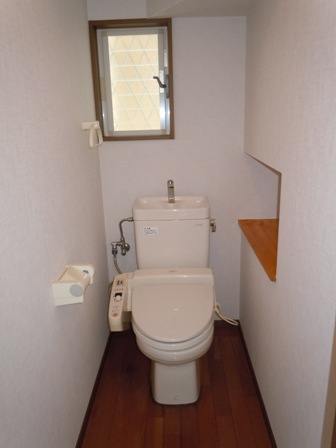 Toilet