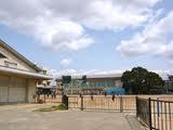 Primary school. 423m until Takagi elementary school
