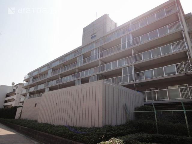 Local appearance photo. The total number of units is the apartment where you can enjoy the nearby nature also Mukogawa have 70 units