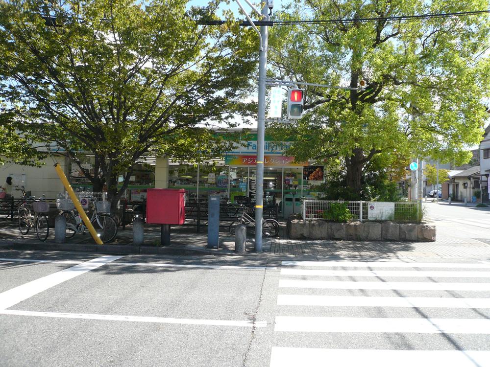 Convenience store. 142m to FamilyMart JR Nishinomiya Station North shop