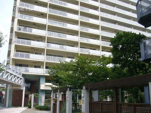 Local appearance photo. Local (August 2012) shooting Happy also to small children, It is about 80M to Sakura Park