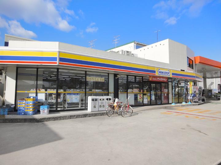 Convenience store. MINISTOP 1031m to Nishinomiya Marina Park shop