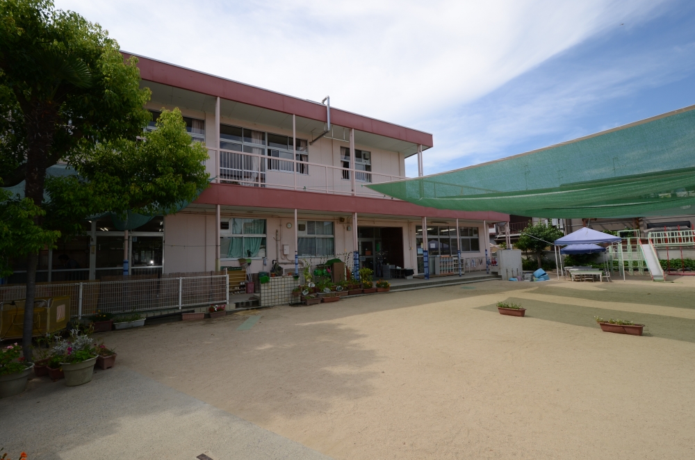 kindergarten ・ Nursery. Gakubunden nursery school (kindergarten ・ 670m to the nursery)