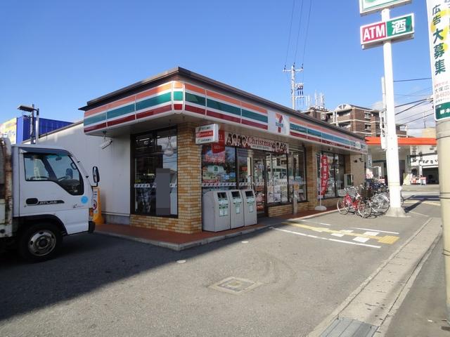 Convenience store. 384m to Seven-Eleven Nishinomiya Yanagimoto the town shop