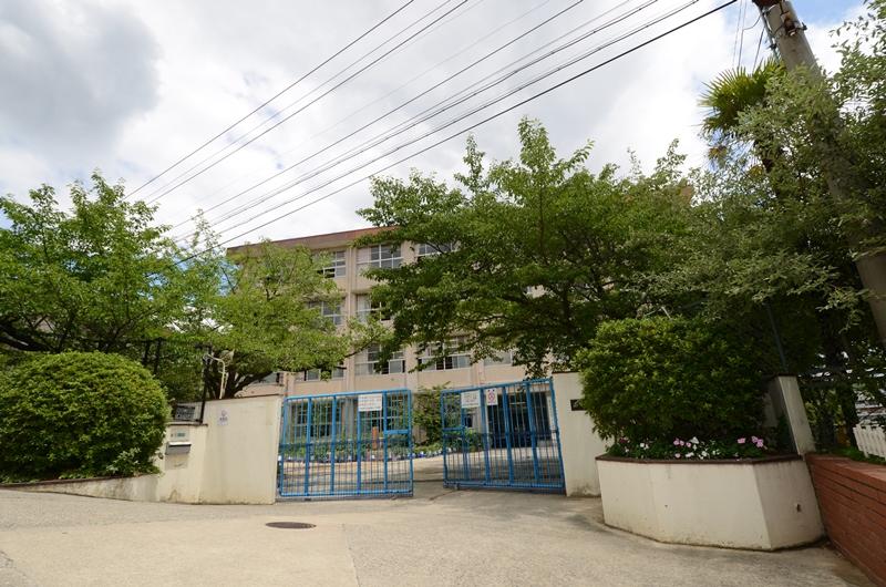 Primary school. 496m to Nishinomiya Municipal pleasure and pain Garden Elementary School