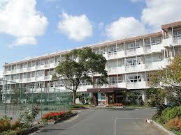 Junior high school. Masago 425m until junior high school