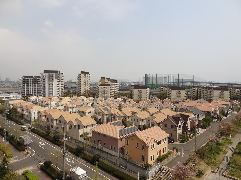 View photos from the dwelling unit. View from local (April 2013) Shooting