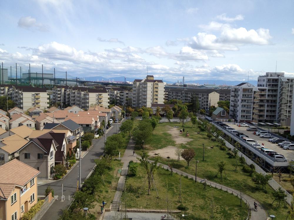 View photos from the dwelling unit. View from local (April 2013) Shooting