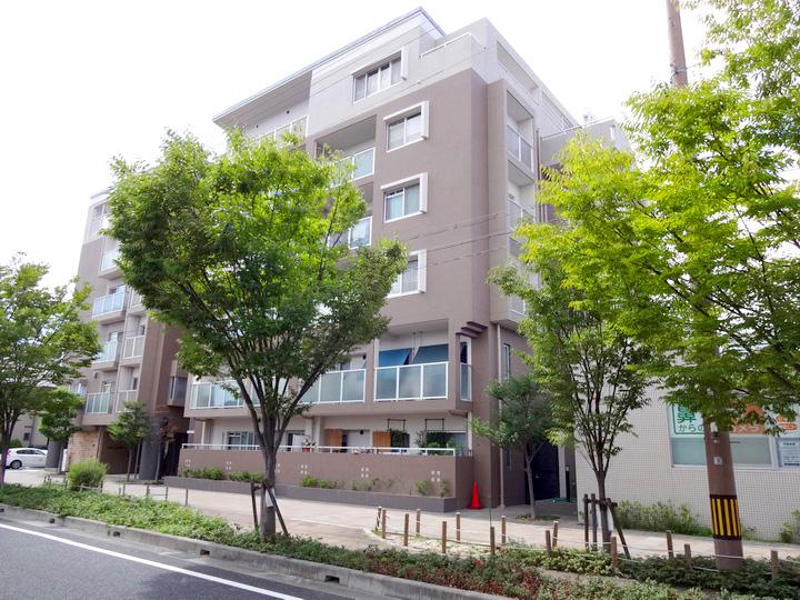 Local appearance photo. Local (September 2013) Shooting Up to about Hankyu Nishinomiya Gardens 850M!