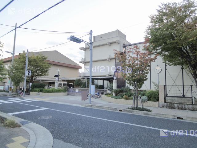 Primary school. 589m to Nishinomiya Municipal Takagi Elementary School