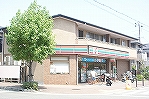 Convenience store. 150m to Seven-Eleven (convenience store)