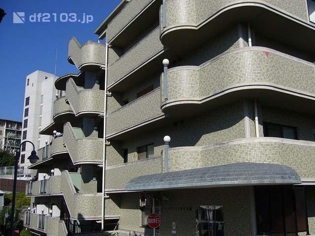 Local appearance photo. Local (10 May 2008) Shooting Nestled in a residential area of ​​Hankyu Nishinomiya-Kitaguchi Yamate
