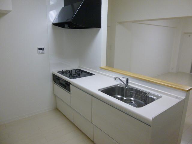Kitchen. Kitchen had made