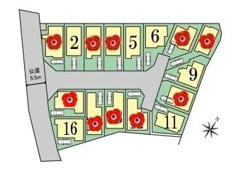 The entire compartment Figure. Since there is no through traffic, Small children is also safe!