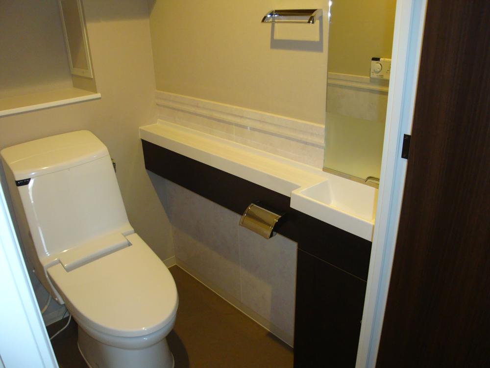 Toilet. Indoor (June 2013) Shooting