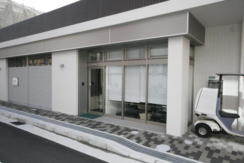 exhibition hall / Showroom. Our company ・ It is Nishinomiya counseling room. Please join us feel free to. 