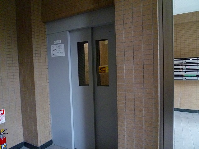 Other common areas. With elevator