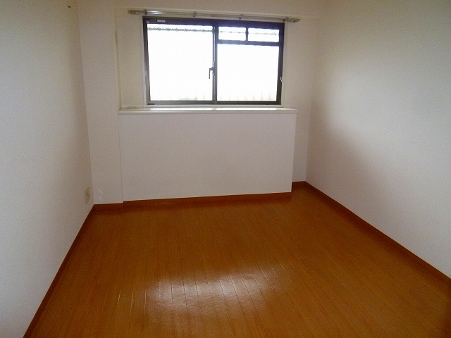 Other room space. Western-style of calm atmosphere.