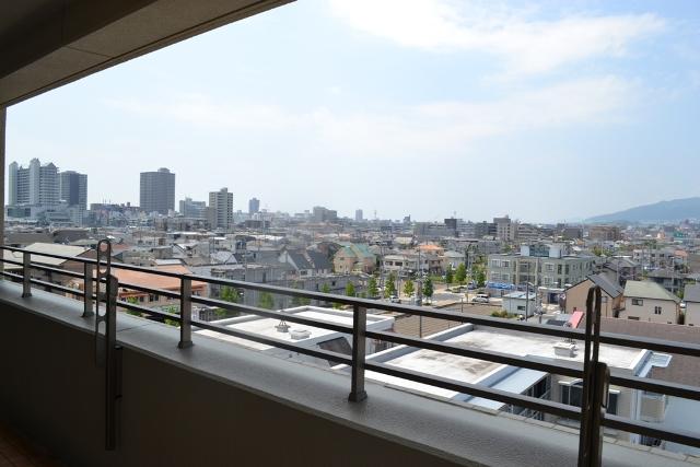 View photos from the dwelling unit. View from local (September 2013) Shooting