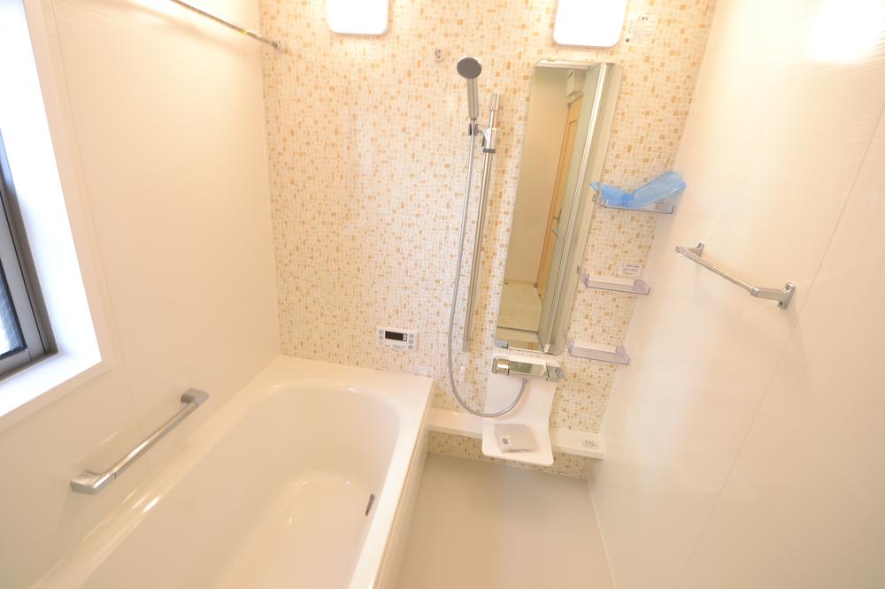 Bathroom. 1616 unit bus (1 tsubo type), Reheating function with Otobasu, , Bathroom Dryer (Osaka Gasukawakku)