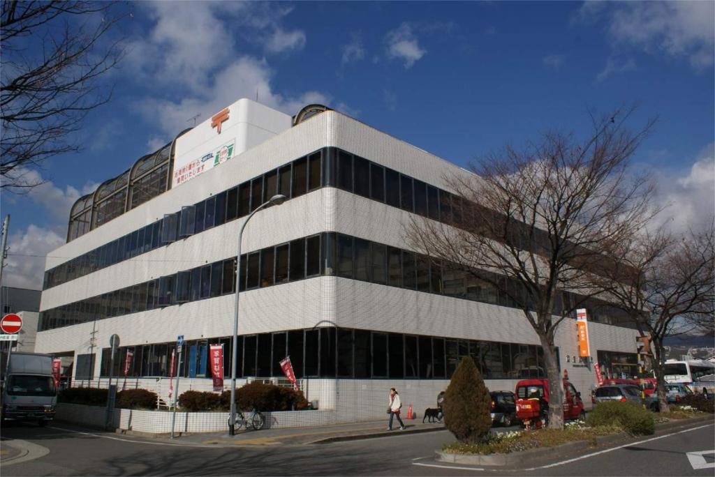 post office. 30m to Nishinomiya post office (post office)