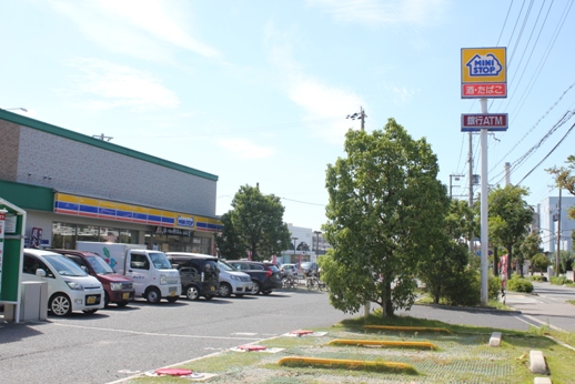 Convenience store. MINISTOP Nishinomiya Imazudezaike store up (convenience store) 647m