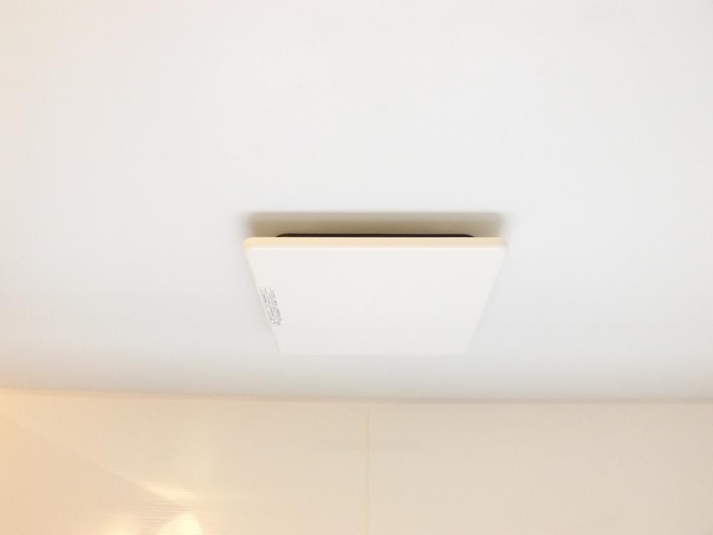 Cooling and heating ・ Air conditioning. Local photo (bathroom ventilation fan)