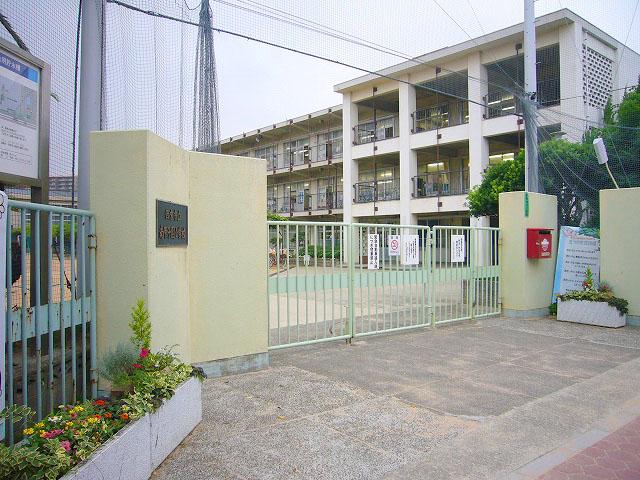 Primary school. 489m to Nishinomiya Municipal Minamikoshien Elementary School