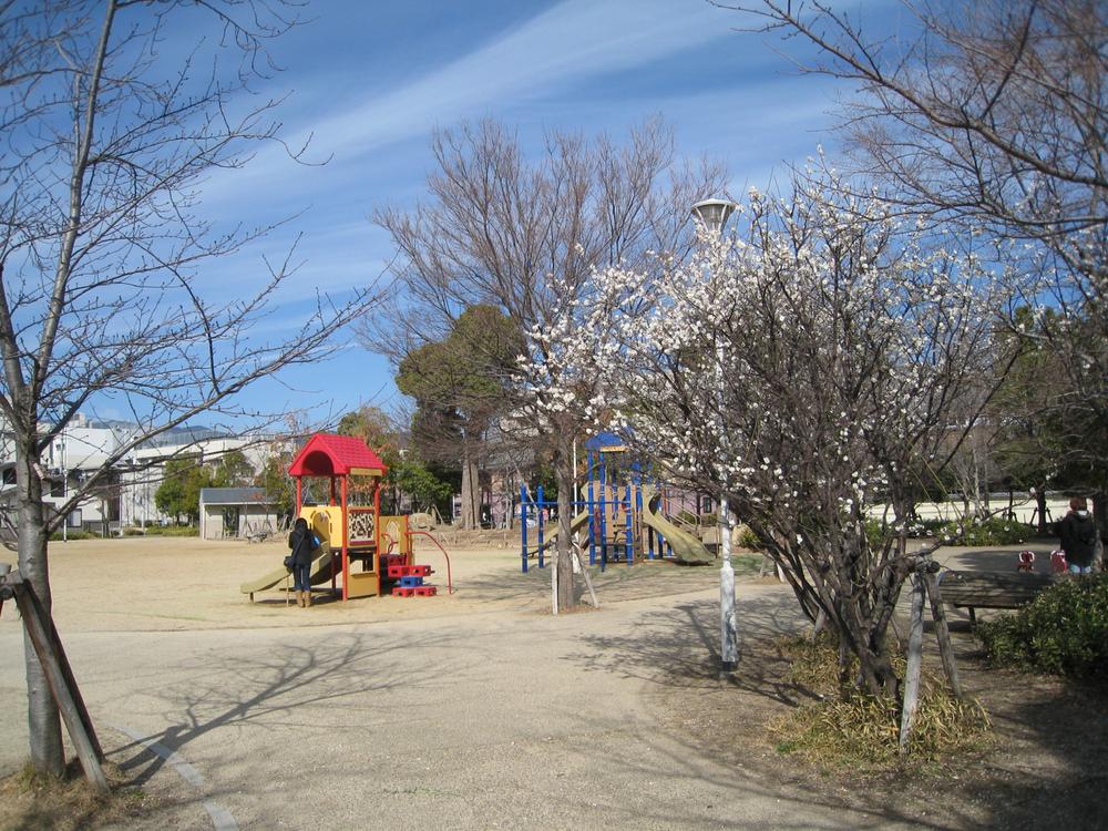 park. 1349m until Takagi park
