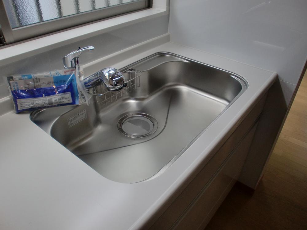 Kitchen. Mixing faucet with a water purification function