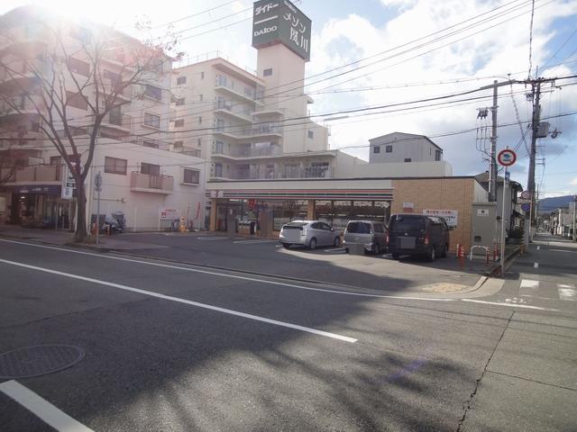 Convenience store. 969m to Seven-Eleven Nishinomiya Murokawa the town shop