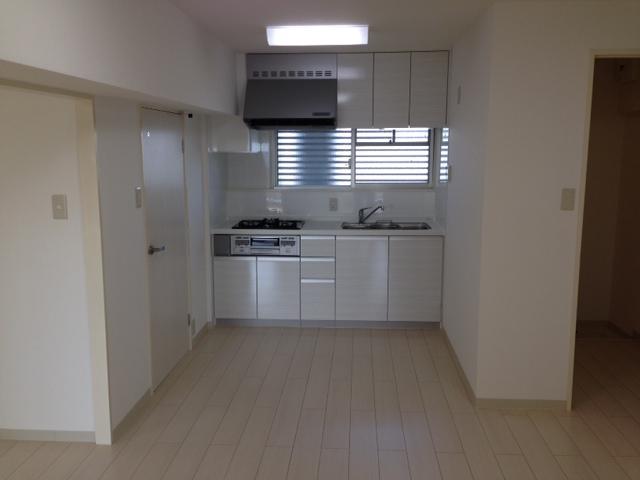 Kitchen. Also had made system Kitchen