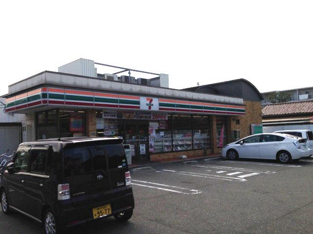 Convenience store. Seven-Eleven Nishinomiya Garden 400m to the store