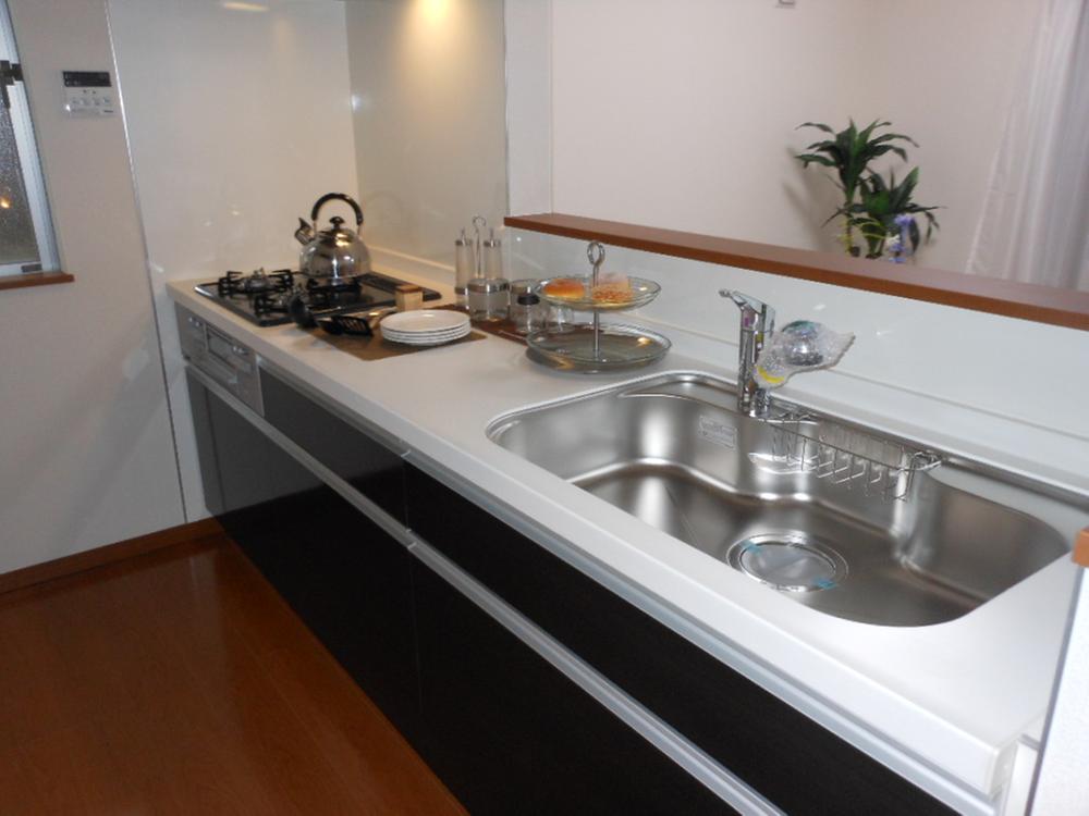 Same specifications photo (kitchen). (H Building) same specification