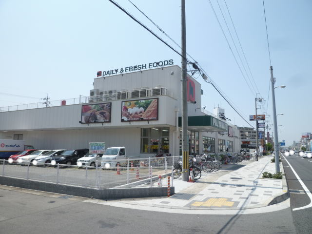 Supermarket. Pal ・ 93m until Yamato Nishinomiya (super)