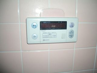 Other Equipment. Hot water supply remote control