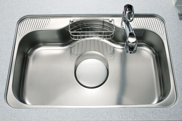 Kitchen.  [Quiet sink] Water splashing sound do not mind quiet sink has been adopted (same specifications)