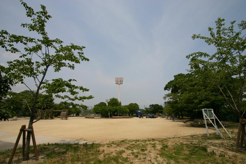 park. 963m to the Sports Park Central Nishinomiya