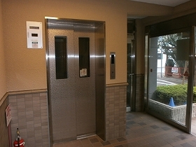 Other common areas. There Elevator.