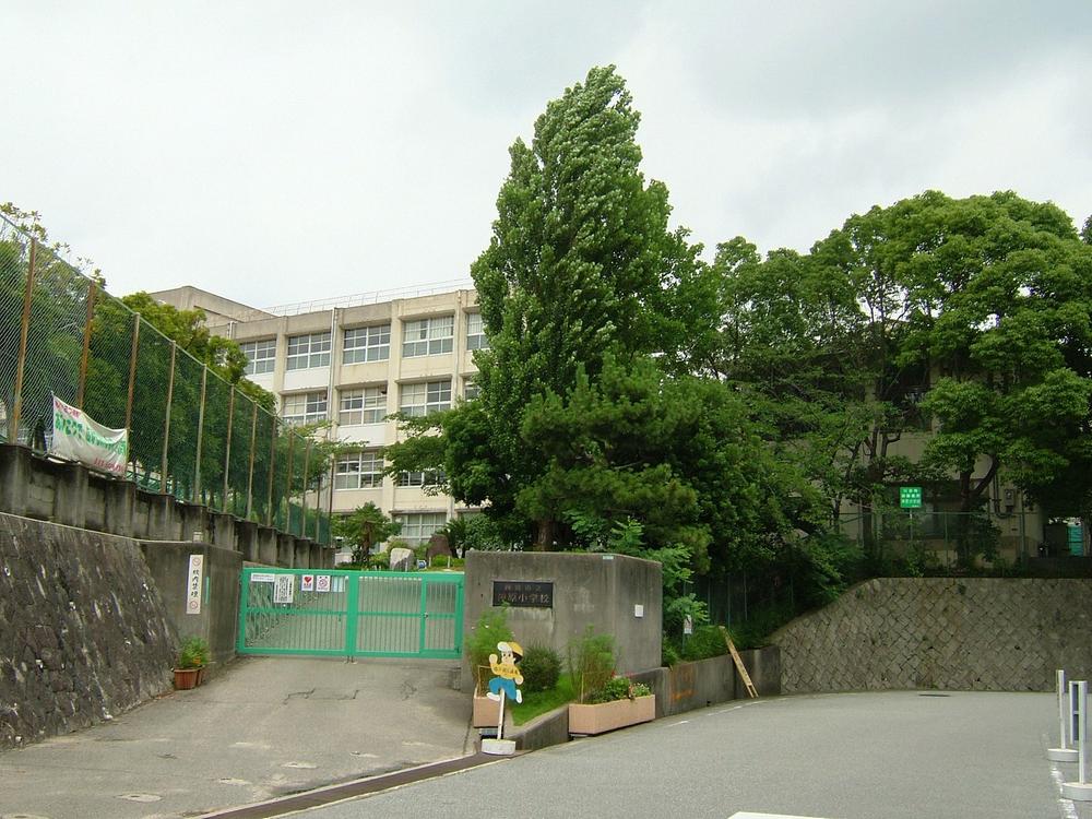 Primary school. 1313m to Nishinomiya Municipal Kanbara Elementary School