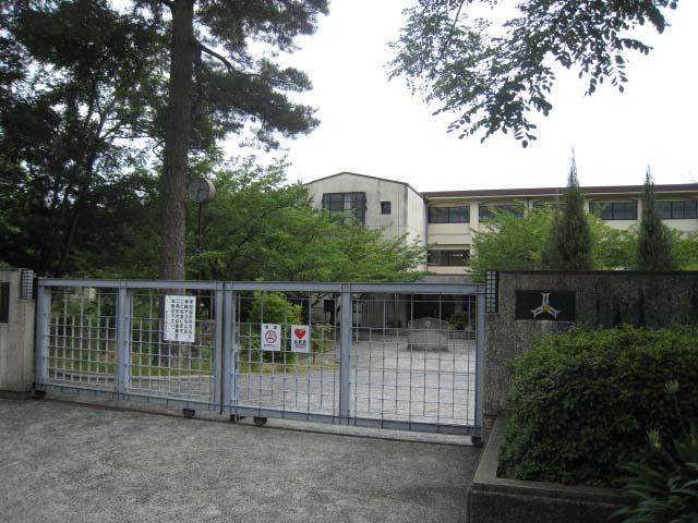 Junior high school. Kabutoryou until junior high school 370m