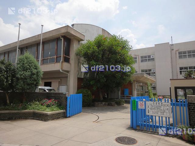 Primary school. 805m to Nishinomiya Municipal KinoeYoen Elementary School