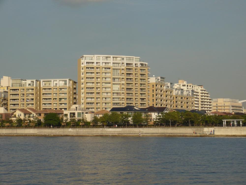 Local appearance photo